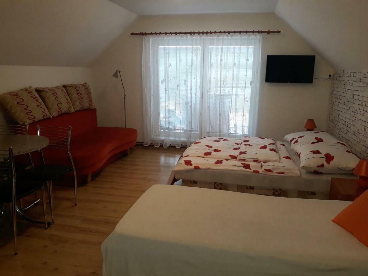 Apartmány BOSS Liptovský Mikuláš Esterno foto