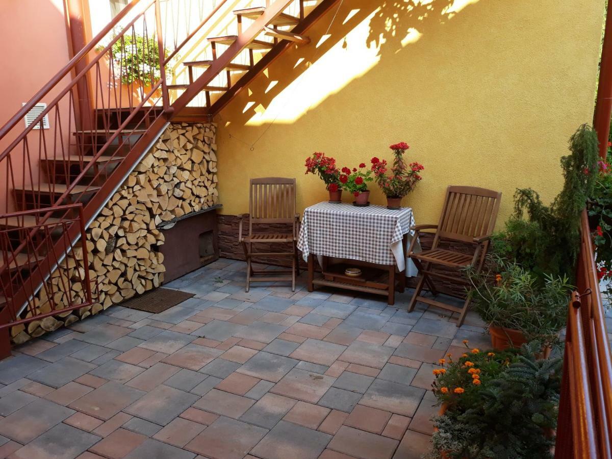 Apartmány BOSS Liptovský Mikuláš Esterno foto